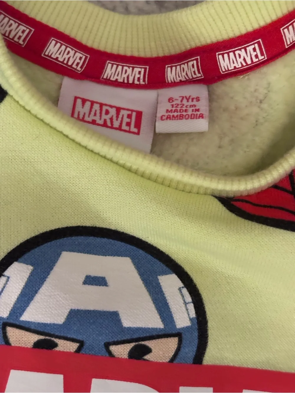 Marvel Kids Bundle Set - Size 6 - Shorts,‎ Swim, sweatshirt